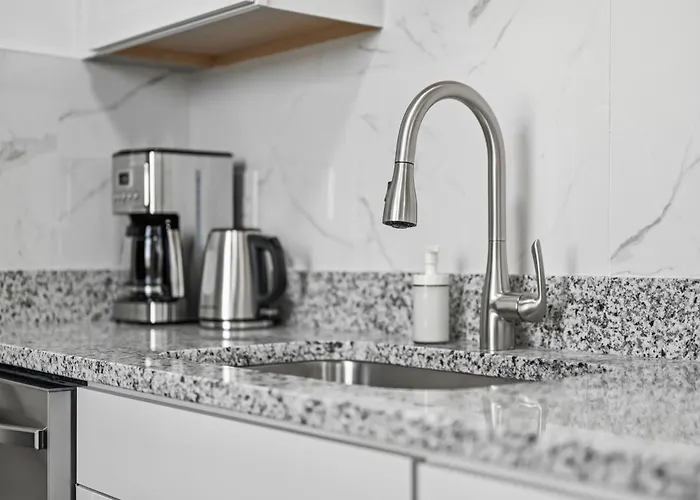 Dormont, Stylish And Modern Two Bedroom Apartment Pittsburgh